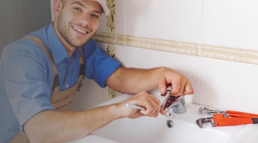 Handle or spout repair in Tecumseh, KS